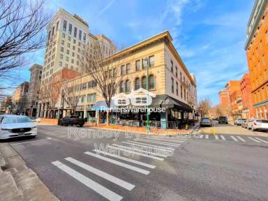 Main picture of 219 Granby St