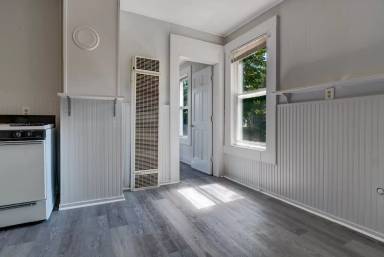 Main picture of 21 Nash St