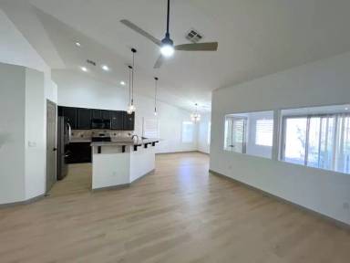 Main picture of 10979 Bandol Pl