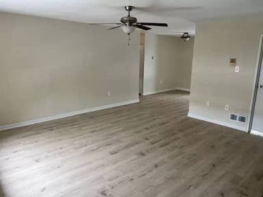 Main picture of 232 James Ct