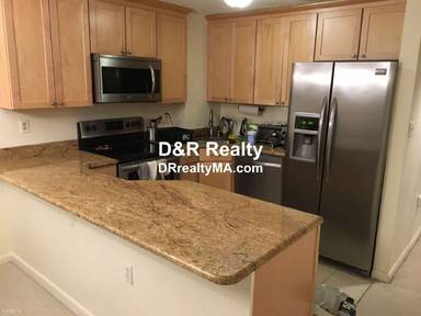 Main picture of 23 Elm St