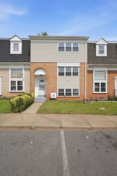 Main picture of 9178 Laurelwood Ct