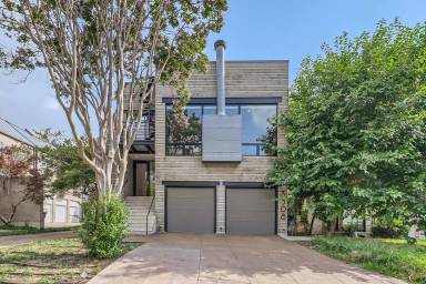 Main picture of 3508 Edgewater St
