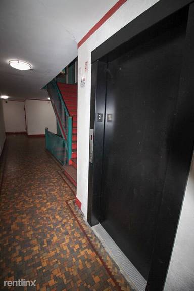 Main picture of 255 E 176th St