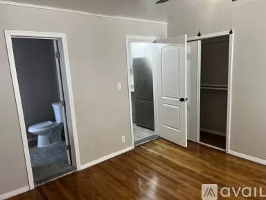 Main picture of 22866 Mentone Ave