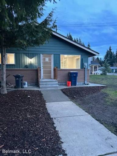 Main picture of 11401 43rd Dr NE