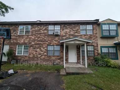 Main picture of 817 Lesa St