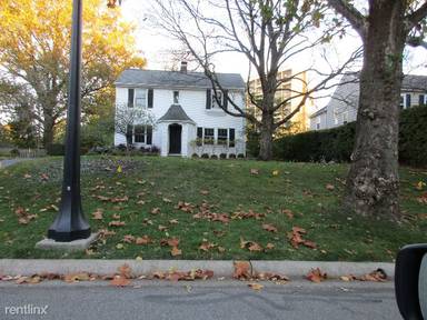 Main picture of 785 Stambaugh Ave