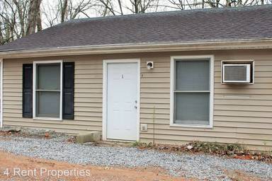Main picture of 185 Oak St