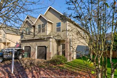 Main picture of 3174 NE 13th Pl
