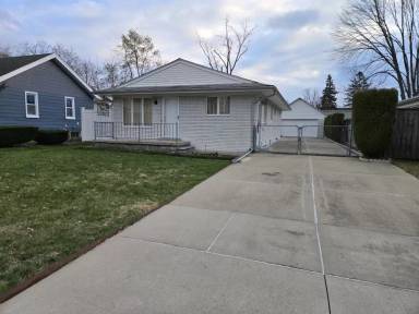 Main picture of 83 Biltmore Dr