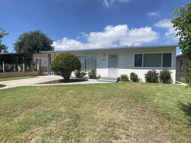 Main picture of 622 W 8th Ave