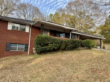 Main picture of 556 Lamar Dr