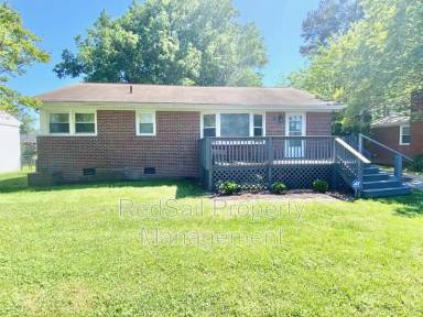 Main picture of 10 Westlawn Dr