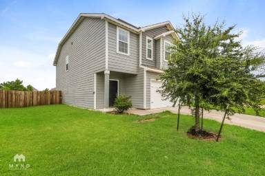 Main picture of 5819 Littoral Rd