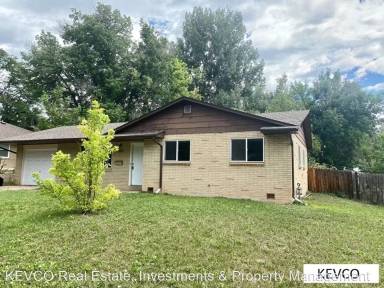 Main picture of 1036 Meadowbrook Dr