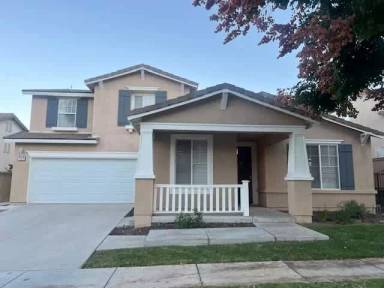 Main picture of 3813 Holly Springs Dr