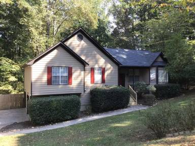 Main picture of 136 Hartwood Dr