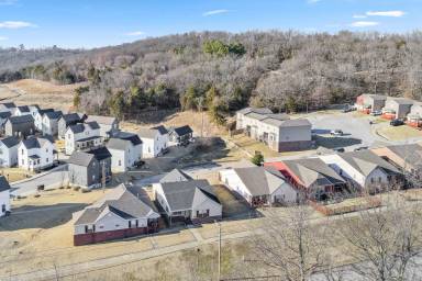 Main picture of 2970 W Old Farmington Rd