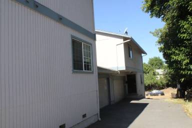 Main picture of 2004 Cavallo Rd