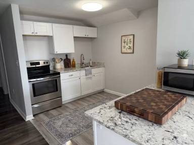 Main picture of 155 Onset Ave