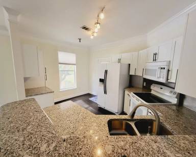 Main picture of 8843-55 Villa View Cir