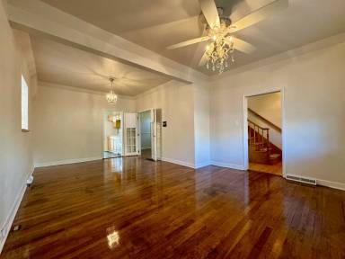Main picture of 2519 S Acoma St