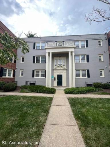 Main picture of 2055 38th St SE