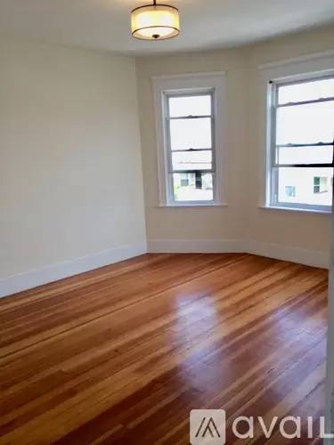 Main picture of 25 Sudan St
