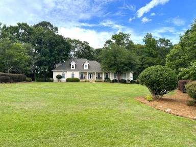 Main picture of 118 Brown Dr