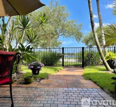 Main picture of 560 Tomahawk Ct