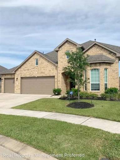 Main picture of 16510 Winchester Grove Ln