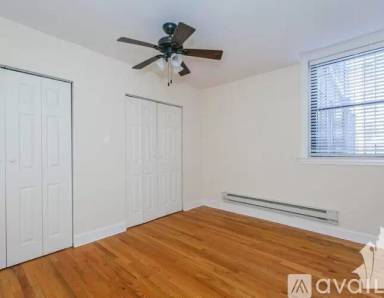 Main picture of 4737 N Hermitage Ave