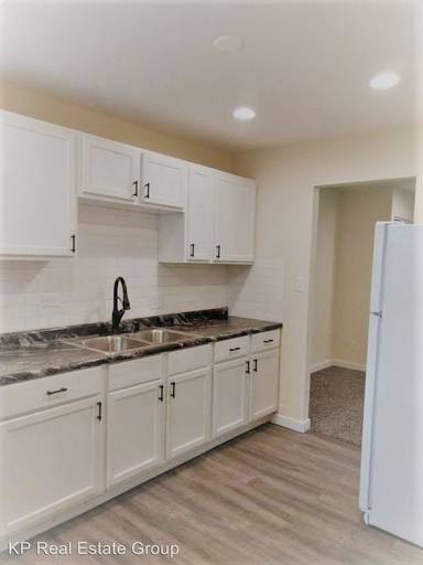 Main picture of 730 N Nelson Rd