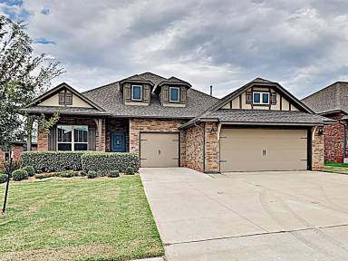 Main picture of 10005 NW 141st St