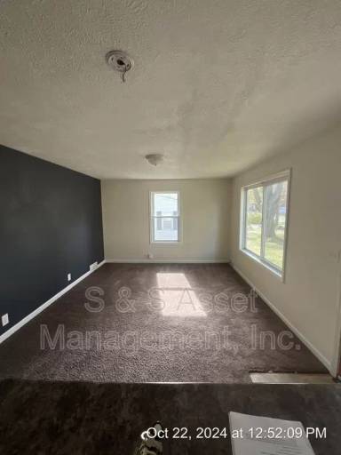 Main picture of 6325 Sommerset Rd