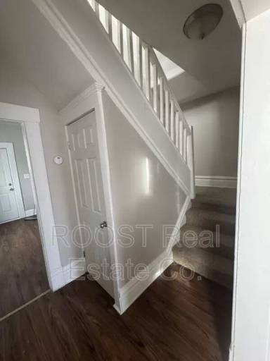 Main picture of 237 Avondale Ave