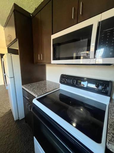 Main picture of 6459 NE 9th Ave
