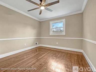 Main picture of 208 Overbrook Dr