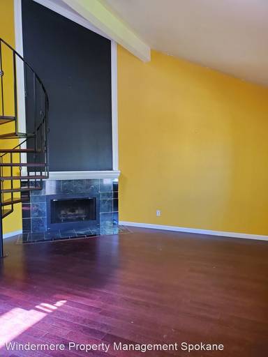 Main picture of 707 W 6th Ave