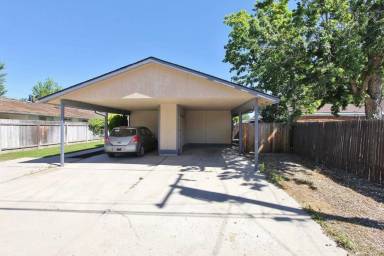 Main picture of 2903 W Madison Ave