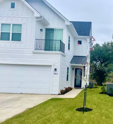 Main picture of 255 Lourdes Ct