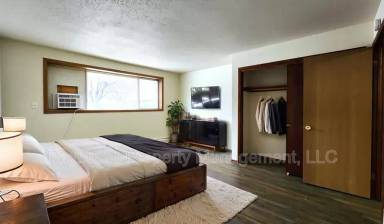 Main picture of 1842 14th St S