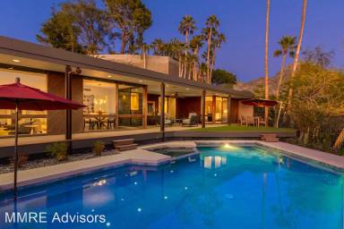 Main picture of 2040 E Vista Ave
