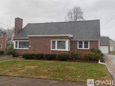 Main picture of 251 Chestnut St