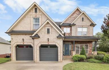 Main picture of 869 E Accipiter Cir