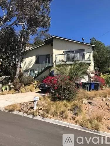 Main picture of 1653 Ramona Ave