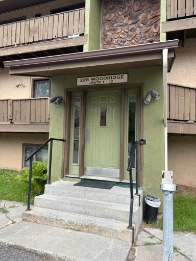 Main picture of 228 Woodridge St