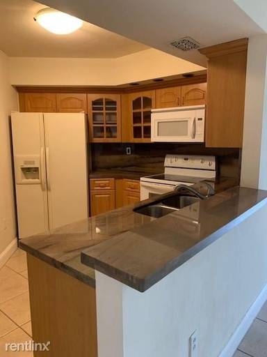 Main picture of 9711 Fontainebleau Blvd