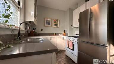 Main picture of 1709 Bellevue Ave